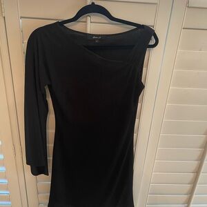 Arden B Chic Black One-Shoulder Dress